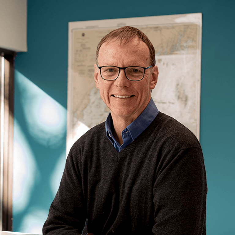 Headshot of Eric Soederberg, CEO of Sunrise Labs, Inc.